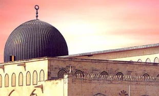 التشریعی یقر تحریم  التنازل عن القدس