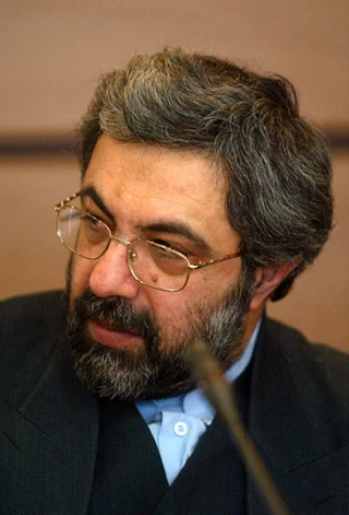 Qodsna Managing Director suggests venue of int'l conference on Palestine be kept outside IRI