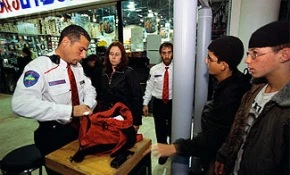 1 of 3 Israeli youths want to live abroad