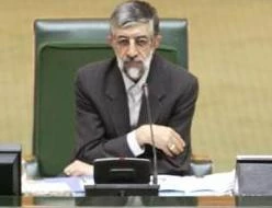 حداد عادل : التاریخ لن یغفر لمن یلتزمون الصمت