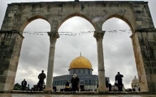 فلسطینیون یطالبون  الفصائل الفلسطینیة المجاهدة بالمزید من العملیات الاستشهادیة