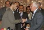 فتح وحماس توقعان على المبادرة الیمنیة للمصالحة