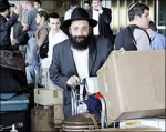 الاکادیمیون یهربون من اسرائیل
