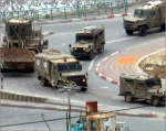 قوات الاحتلال تتوغل فی معبر 