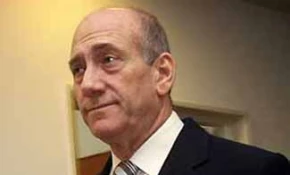 'Israel' at tenterhooks after call on Olmert to go