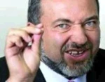 الکیان الصهیونی یواصل الضغط على کی مون لطی تقریر غولدستون