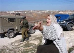 إصابة 5 فلسطینیین فی مواجهات مع الاحتلال فی نابلس