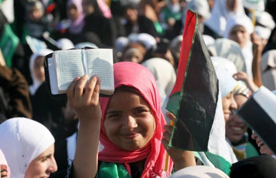 القرآن الکریم له دور أساسی فی حث الشعب علی مقاومة