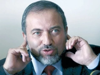 الاعتراف بإسرائیل على أنها دولة فاشیة!