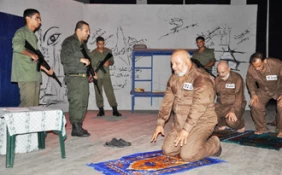 Palestinian captives not allowed to hear adhan
