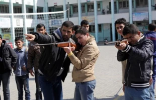 آموزش تک تیراندازی درغزه