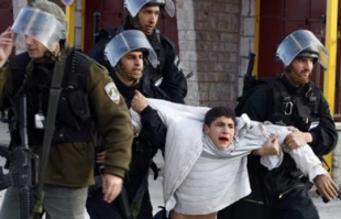 اسارت 130 فلسطینی درمارس