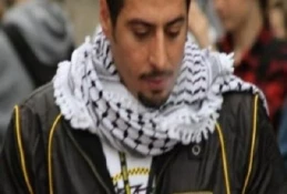 اهتزاز پرچم فلسطین بر فراز قله اورست