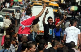 اعتراض فلسطینیان به مشکلات