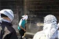 تخریب بخشی ازدیوار حائل توسط فعالان فلسطینی