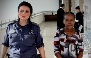 Refugee who gave birth to stillborn sues Israel