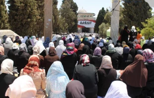 500هزارفلسطینی درنمازجمعه مسجدالاقصی