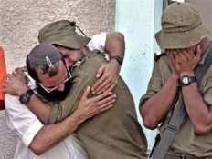 فرارصهیونیستها ازغزه