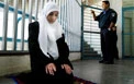حشرات موذی در اسارتگاه شارون