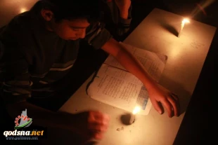 غزة.. أزمة الكهرباء تصيب القطاعات العاملة بالشلل التام