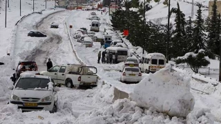 In photos: snowstorm bringsIsrael to a grinding halt