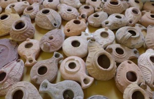 تلاش رژیم صهیونیستی برای سرقت آثار باستانی فلسطین