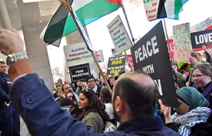 Protesters Challenge Pro-Israel Meeting in Washington