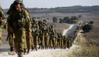 Teens sign letter vowing not to serve in army
