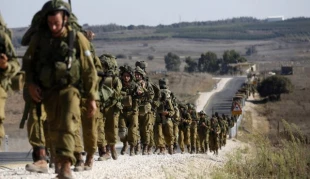 Teens sign letter vowing not to serve in army