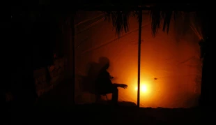 "Leave Gaza in dark in response to rocket attacks"