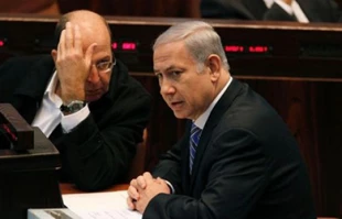 Yaalon Says Abbas 'Not a Partner for Peace'