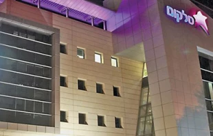 کاهش سودتلفن همراه اسرائیل