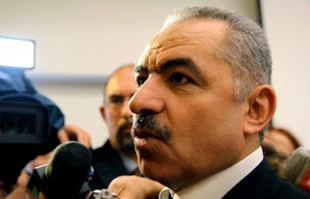 Fatah senior leader calls for full economic boycott of Israel
