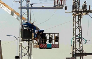اخراج 610 کارگر شرکت برق