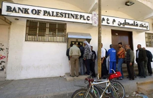 Israel transfers PA funds as threat of sanctions wanes