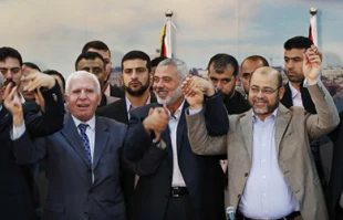 تعامل کمیته چهارجانبه بین المللی صلح با دولت آتی