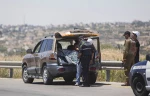 مقابل فشل أجهزة الاحتلال الاستخباراتیة