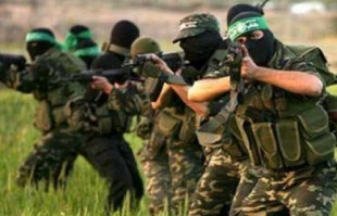 ضابط إسرائیلی رفیع: حماس ومن معها لن یرفعون الرایات البیضاء ولن نخرج بصورة الانتصار