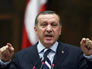 امریکا از خود انتقاد کند