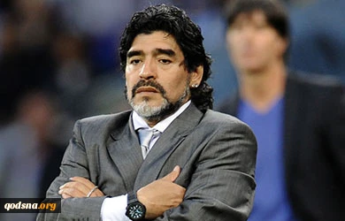 مارادونا مرشح لتدریب منتخب فلسطین