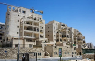 الملیاردیر الإسرائیلی لیفاییف یعلن توقف شرکاته عن البناء بالمستوطنات