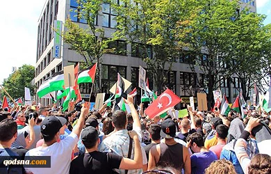 نشطاء فی ألمانیا یقیمون فعالیات لإحیاء ذکرى عدوان 2008