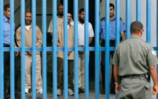 وضعیت اسف بار اسرای فلسطینی در زندانهای اسراییل
