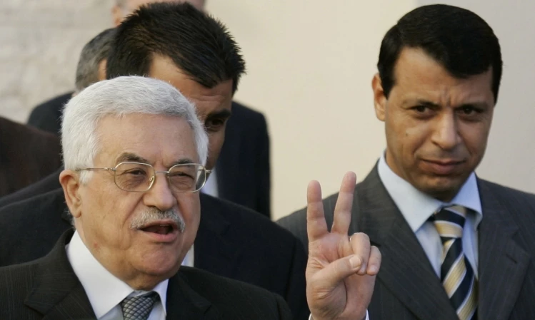 صحف اسرائیلیة: السیسی یفضل دحلان خلفًا لعباس