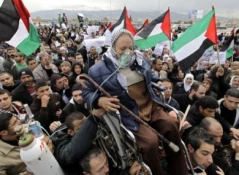 تجمع آوارگان فلسطینی در اعتراض به تصمیمات آنروا