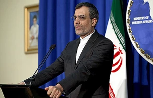 جابری انصاری: المجتمع الدولی یرفع شعارات حقوق الإنسان في حين یلتزم الصمت تجاه الممارسات الاسرائیلیة
