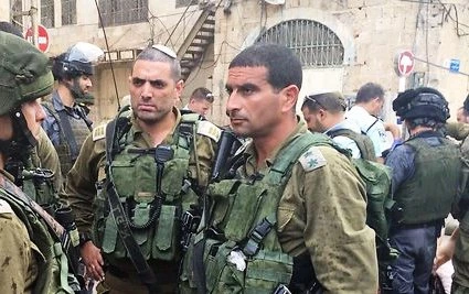جنرال إسرائیلی:الوضع بالخلیل خطیر وعملیات بالطریق