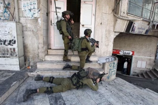 تهدید به بازداشت نوزاد 10 ماهه یک شهید فلسطینی از سوی نظامیان صهیونیست
