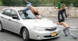 زیرگرفتن یک فلسطینی