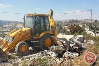 اسرائیل 2 فلسطینی را مجبور به تخریب خانه خود کرد